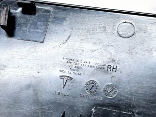 Накладка стойки B наружная правая нижняя, ориг. номер 1100088-00, Tesla Model 3 1 поколение 2021-2024