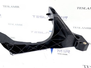 крепление фары (кронштейн фары) правой, ориг. номер 1643514-00, Tesla Model S 1 поколение [2-й рестайлинг] 2021-2026