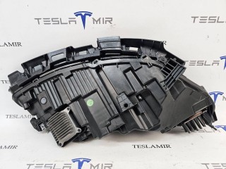 фара левая, ориг. номер 1694086-00, 1694086-98, Tesla Model 3 2 поколение 2024-2026