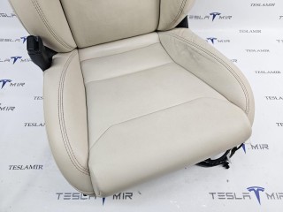 сиденье переднее левое, ориг. номер 1084237-00, 9876540-03, Tesla Model S 1 поколение [рестайлинг] 2016-2021