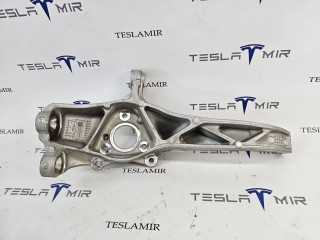 Кулак поворотный передний правый Tesla Model Y 2 поколение 2020-2026, 2188316-00