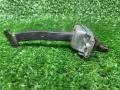 68610-52010 ограничитель открывания двери передней правой Toyota Yaris Verso 1 поколение XP20 2000г. - фото №4