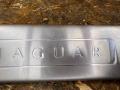 AW93F13245AD, C2D6153 накладка внутренняя на порог задняя левая Jaguar XJ 4 поколение 2013г. - фото №5