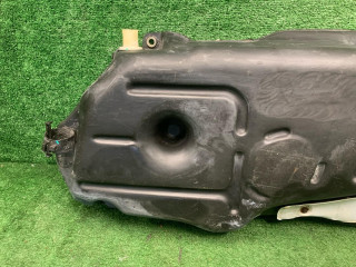 топливный бак, ориг. номер YARIS, Toyota Vitz  XP10 1999-2001