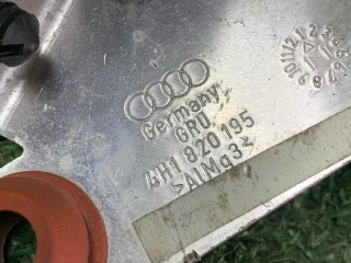 кронштейн (крепление), ориг. номер 4H1820195, Audi S8 D4 2012-2013