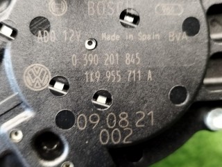 моторчик заднего стеклоочистителя (дворника), ориг. номер 1K9955711A, 1K9955711B, Volkswagen Golf Plus 2005-2009
