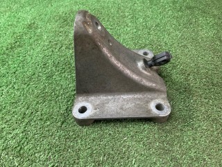 кронштейн двигателя правый, ориг. номер 8W83-6037-AA, C2P12655, Jaguar XJ 3 [рестайлинг] 2007-2009