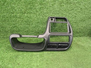 декоративная накладка торпедо, ориг. номер 7382167H00, Suzuki Carry