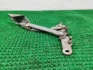 Петля крышки багажника, Nissan Primera 1990-1997