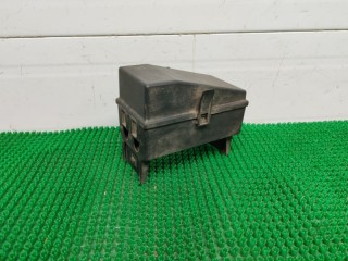 корпус блока предохранителей, ориг. номер 90506790, Opel Vectra 1995-2000