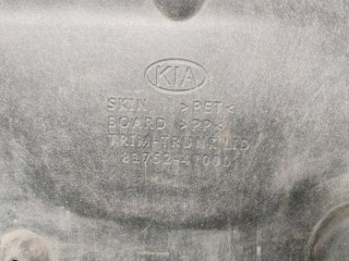Обшивка крышки багажника, ориг. номер 817524Y000, Kia Rio 2011-2015