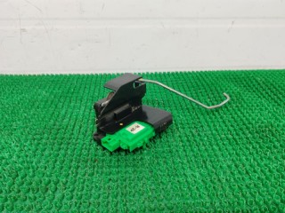 замок двери, ориг. номер 813204Y010, Kia Rio 2011-2015