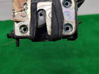 замок двери, ориг. номер 814104Y000, Kia Rio 2011-2015