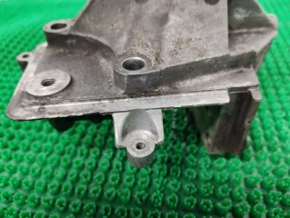 кронштейн двигателя, ориг. номер 98MM6F001A1A, Ford Focus 1998-2001