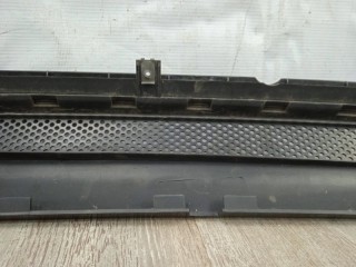 Решетка стеклоочистителя (жабо), ориг. номер 1688300518, mercedes-benz A140/160