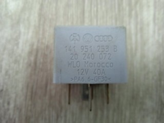 Реле кондиционера, ориг. номер 141951253B, Volkswagen Touareg 2002-2007