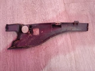 накладка петли капота, ориг. номер 8200273993, renault logan 2004-2009