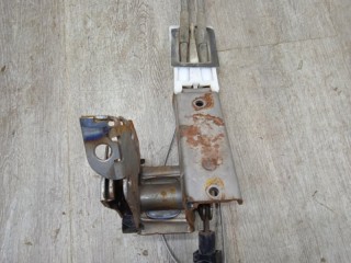 кронштейн стояночного тормоза, ориг. номер 7L0721812B, volkswagen touareg 2002-2007