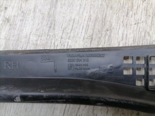 Решетка стеклоочистителя (жабо), ориг. номер 8200294316, Renault Logan 2009-2016
