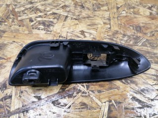 Накладка блока управления стеклоподъемника, ориг. номер 829601KA2A, Nissan Juke 2010-2014