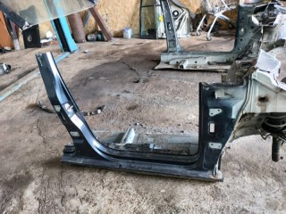 Порог со стойкой, Volkswagen Golf Plus 2009-2014