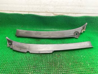 жабо под лобовое стекло volkswagen Passat 1988-1997, 357853830