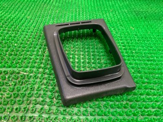 накладка кулисы декоративная, ориг. номер 357863209A, Volkswagen Passat 1988-1997