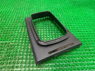 накладка кулисы декоративная, ориг. номер 357863209A, Volkswagen Passat 1988-1997