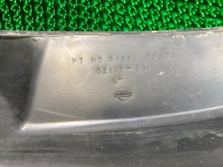 жабо под лобовое стекло, ориг. номер 6686299J00, Nissan Primera 1990-1997