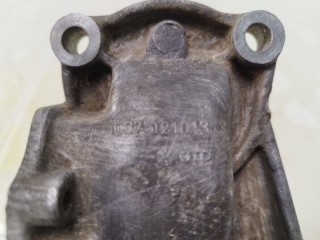корпус водяного насоса, ориг. номер 037121013, Volkswagen Passat 1988-1997