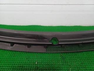 Решетка стеклоочистителя (жабо), ориг. номер GE4T50791, Mazda 626 1991-1997