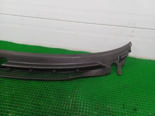 Решетка стеклоочистителя (жабо), ориг. номер GE4T50791, Mazda 626 1991-1997