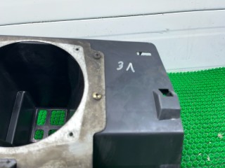 кронштейн динамика, ориг. номер MB953372, Mitsubishi Carisma 1999-2004