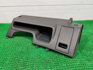 Накладка торпедо подрулевая, ориг. номер 6810659J00, Nissan Primera 1990-1997