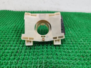 кронштейн подрулевых переключателей, ориг. номер 2556070J00, Nissan Primera 1990-1997