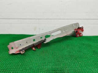 крепление крыла, ориг. номер 8200268139, Renault megane 2002-2006