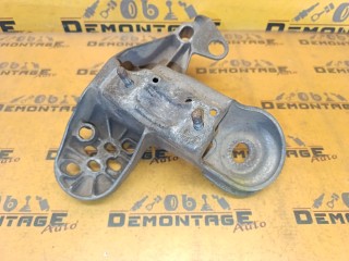 Кронштейн опоры двигателя левый Audi A4 B5 8D2 1994-1999