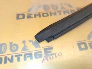 Молдинг стекла лобового левый, ориг. номер MB479653, Mitsubishi Colt 3 C50 1988-1992