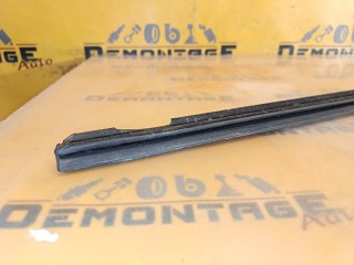 Молдинг стекла двери задний правый, ориг. номер 3A5839478, Volkswagen Passat B3 312 1988-1997