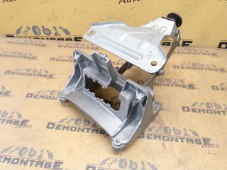 Кронштейн рулевой колонки, ориг. номер 3C0419250B, Volkswagen Passat B6 3C5 2005-2010