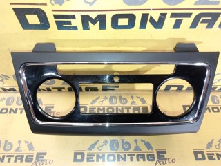 Накладка на блок управления отопителем, ориг. номер 3T0863152D, Skoda Superb 3T5 2008-2013