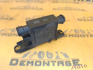 Блок управления подогрева личинки замка, ориг. номер 4A0959981, Audi A4 B5 8D5 1994-1999