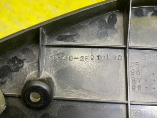 Накладки прочие, ориг. номер 682402F910, Nissan Primera W11 1999-2002