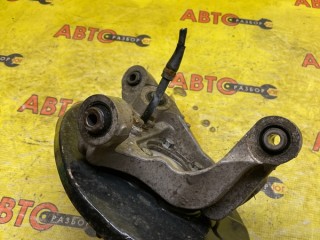Кулак задний правый, ориг. номер 136422566336, Nissan Altima L31 2001-2004