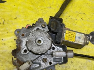 Стеклоподъемник задний левый, ориг. номер 827313Z005, Nissan Altima L31 2001-2004