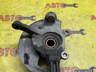 Поворотный кулак передний правый, ориг. номер 400148J000, Nissan Altima L31 2001-2004