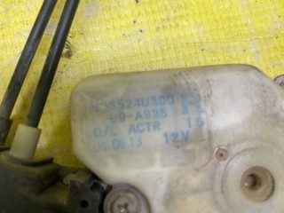 Замок двери задний правый, ориг. номер 805524U300, Nissan Altima L31 2001-2004