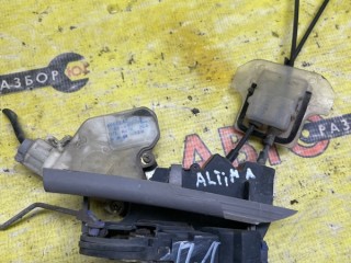 Замок двери передний левый, ориг. номер 80553AA200, Nissan Altima L31 2001-2004