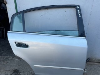 Дверь задняя правая, ориг. номер 13564236773257, Nissan Altima L31 2001-2004