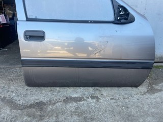 Дверь передняя правая, ориг. номер 157742479742, Opel Vectra A 1988-1995